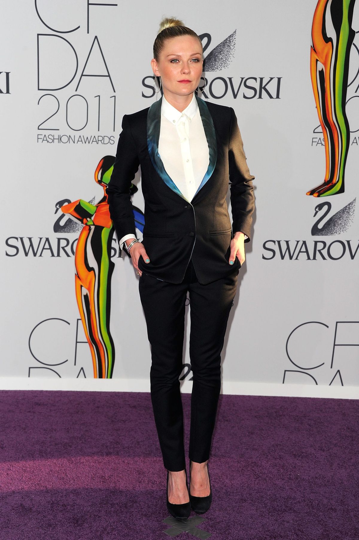 CFDA Fug or Fab Carpet: Kirsten Dunst
