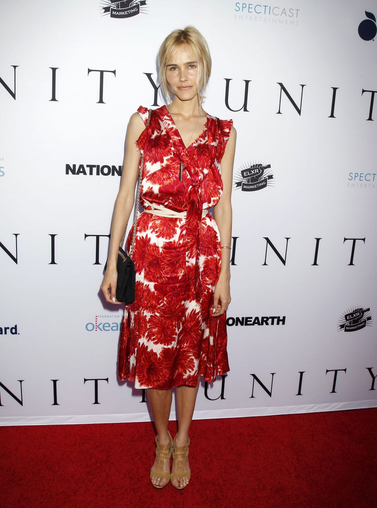 Well Played, Isabel Lucas
