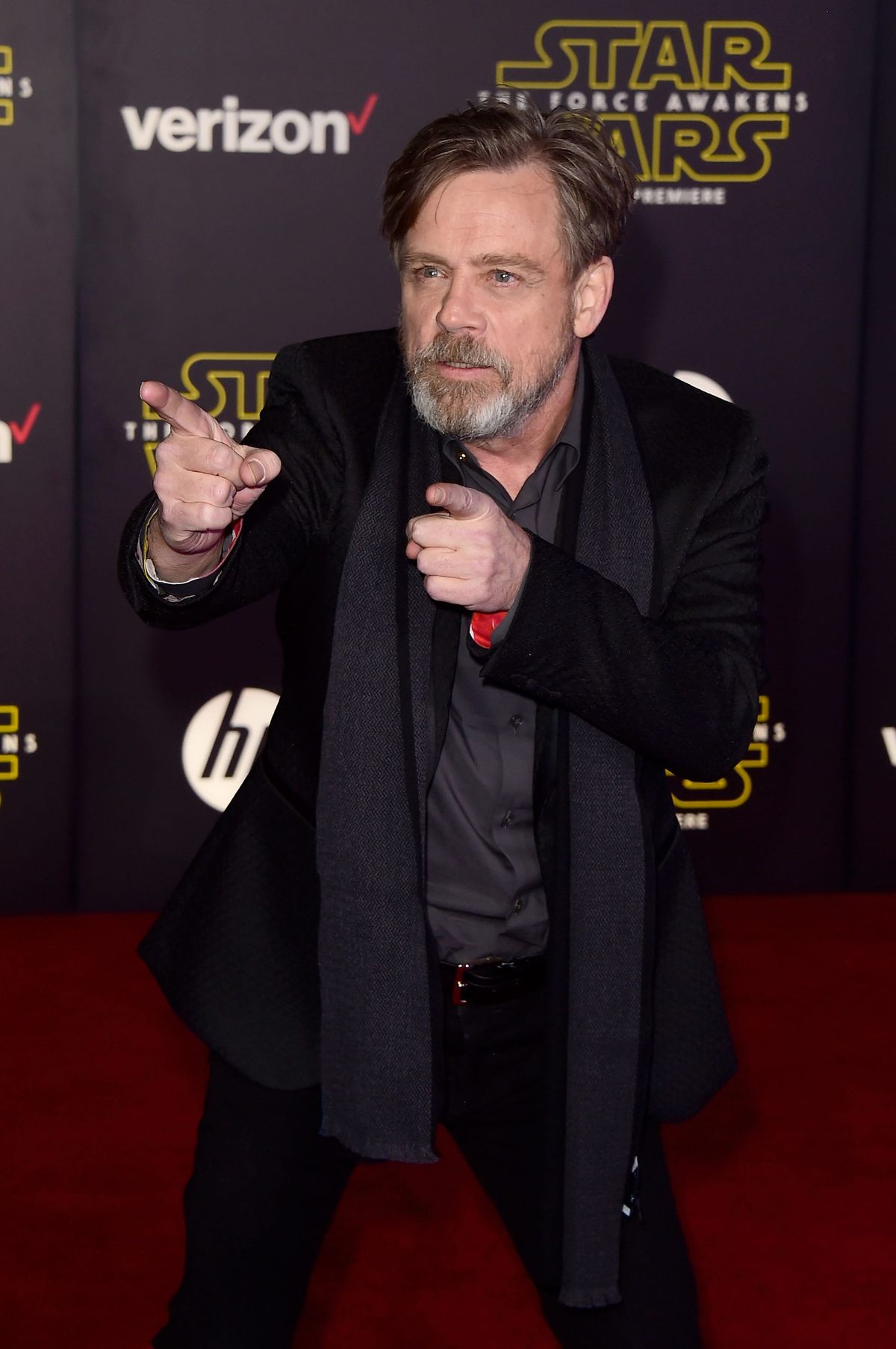 mark hamill star wars the force awakens premiere los angeles