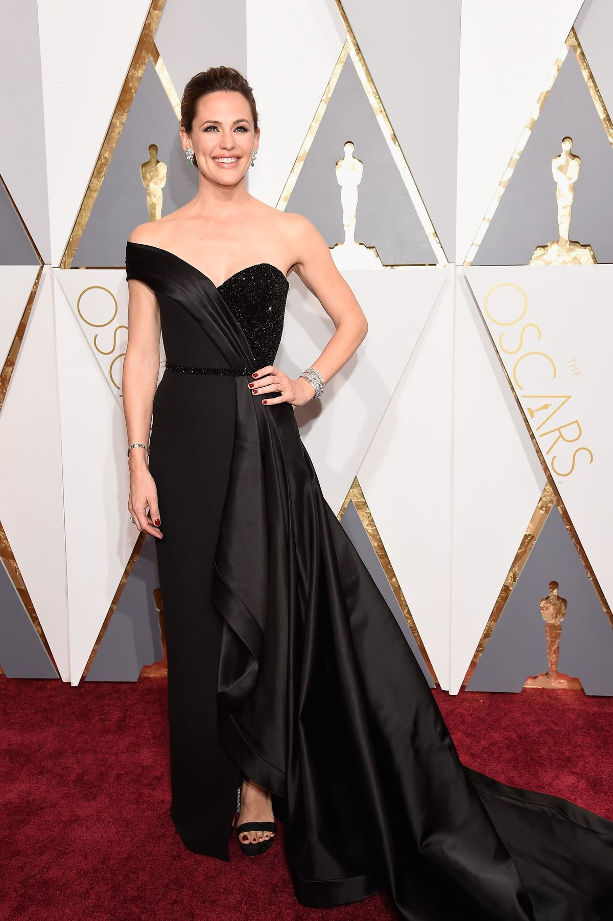 Oscars Well Played: Jennifer Garner in Versace
