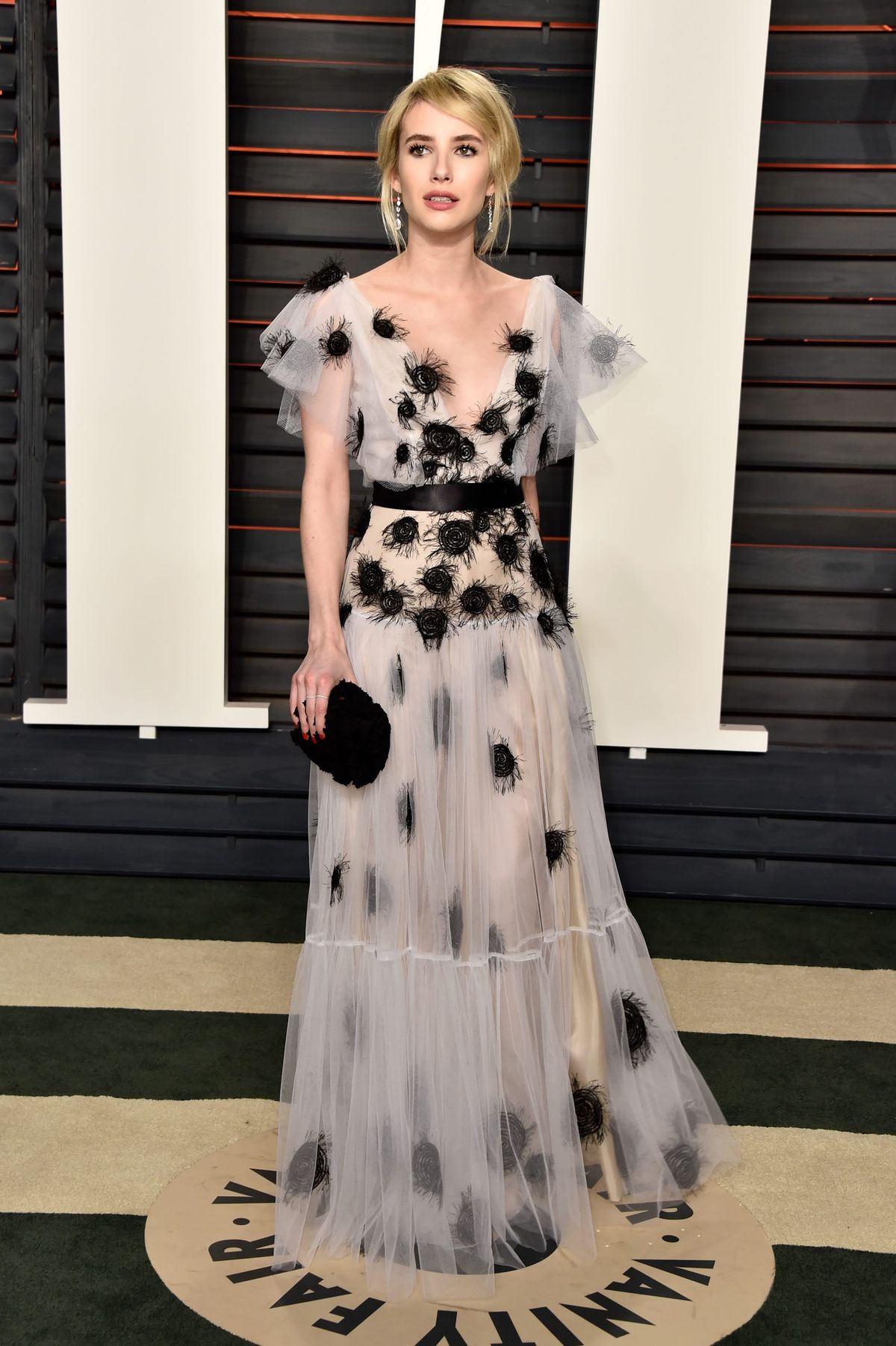 Oscars Fug Carpet: Emma Roberts in Yanina Couture