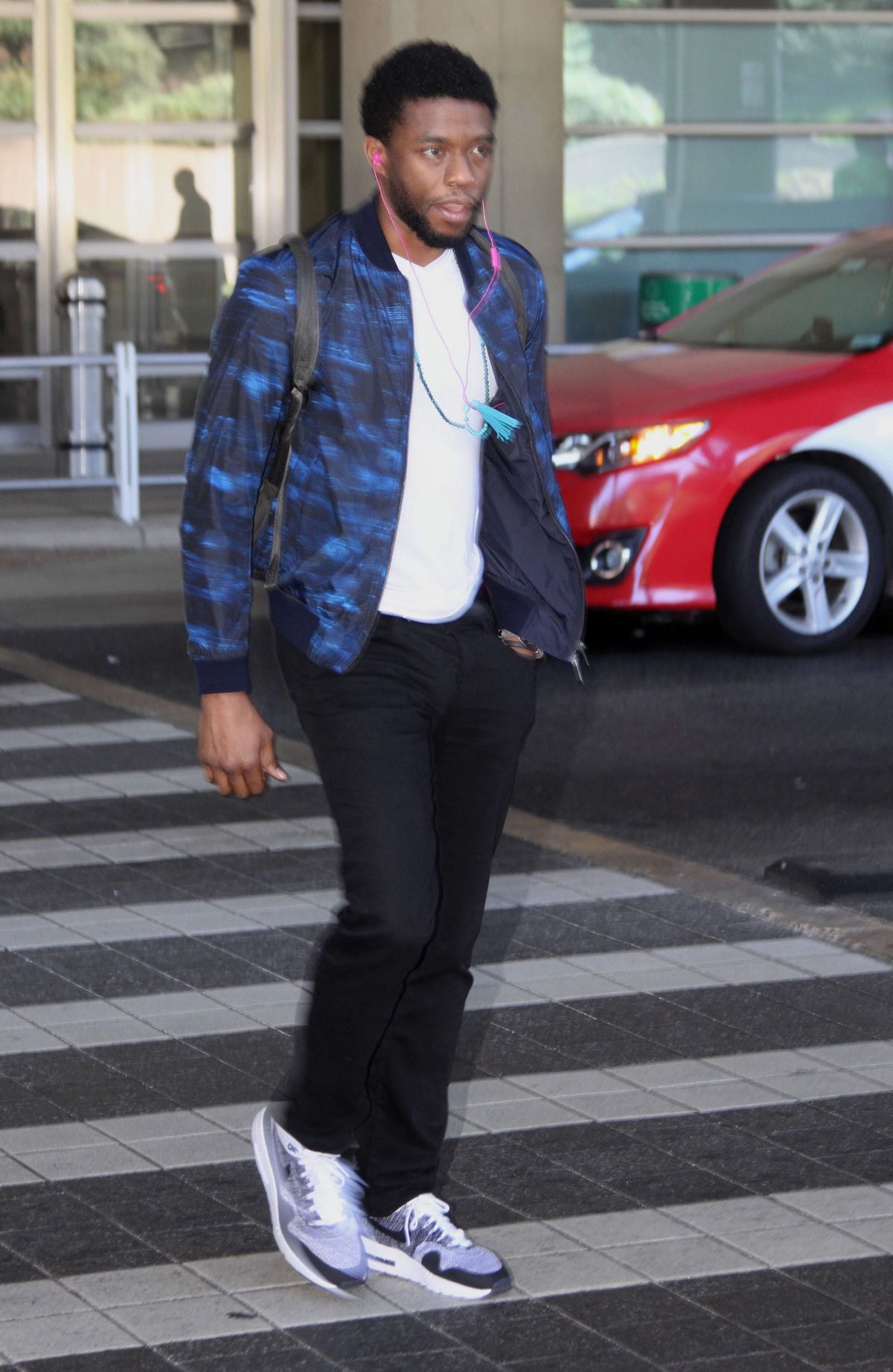 Fugs and Fabs: Celebs at the Airport