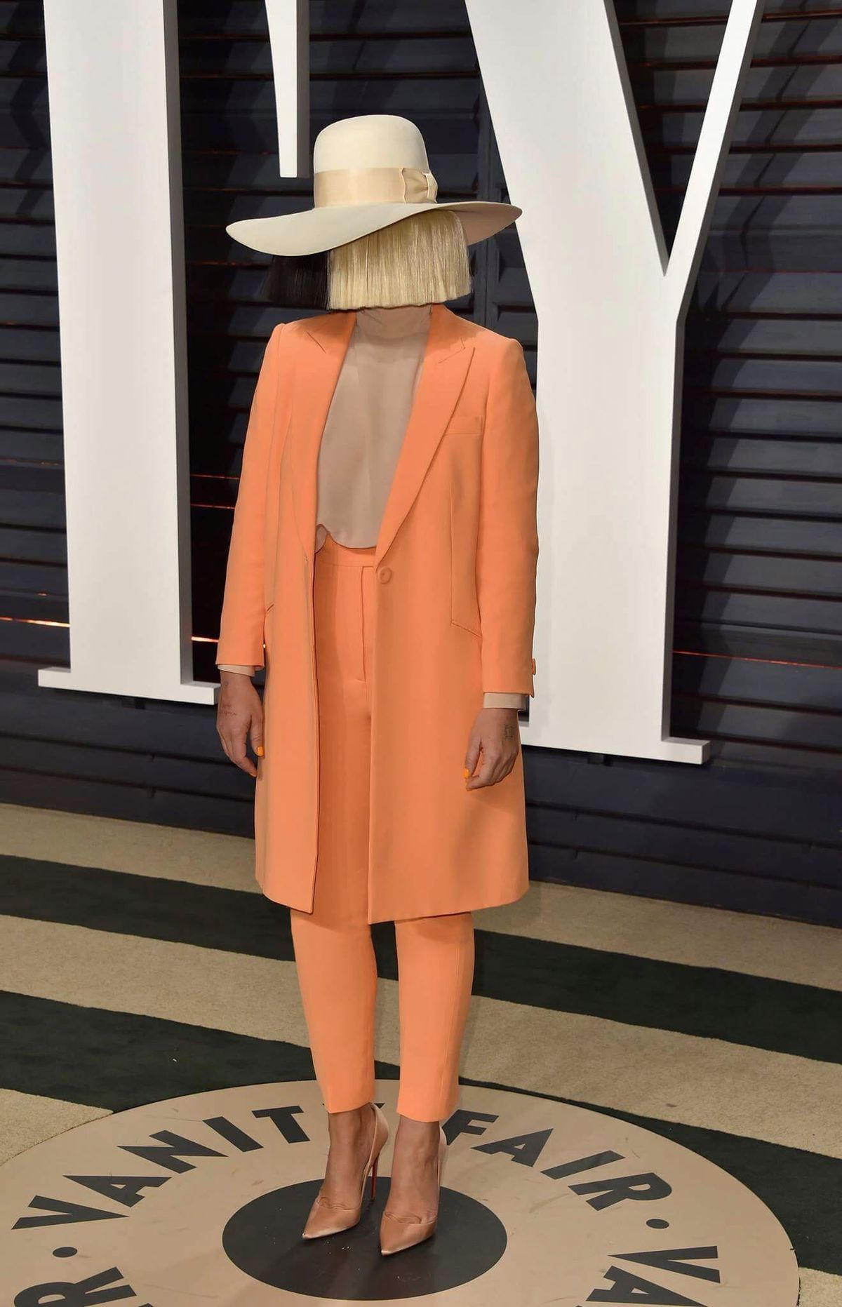 Oscars: Now You Sia Her in Armani
