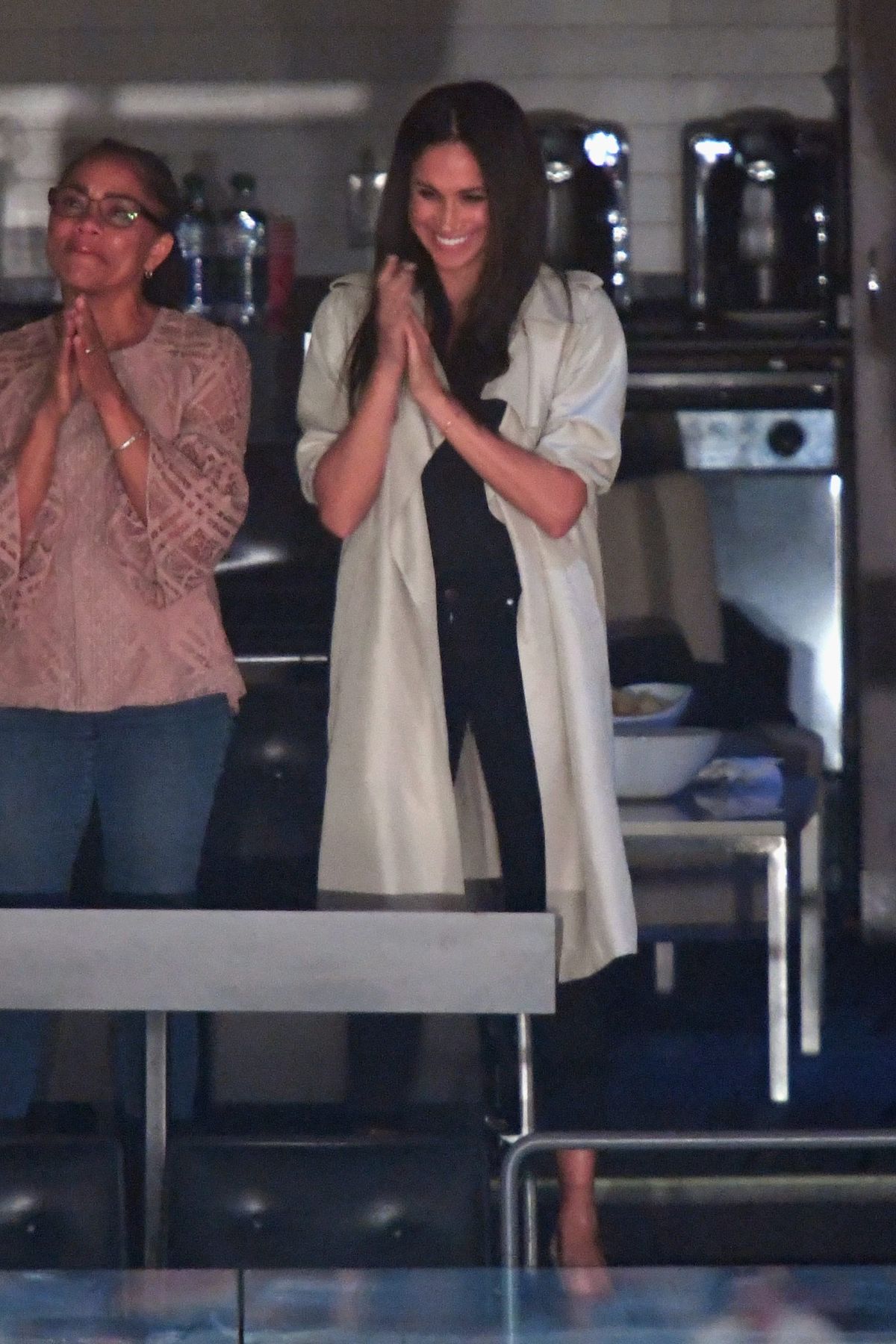 Meghan Markle Sports ANOTHER Good Coat at the Invictus Games Closing Ceremony, Where She Is All Cozy With Harry