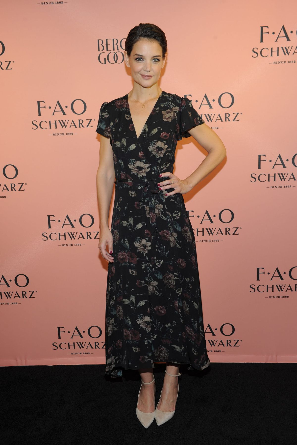 Katie Holmes Has Chopped Her Hair Off