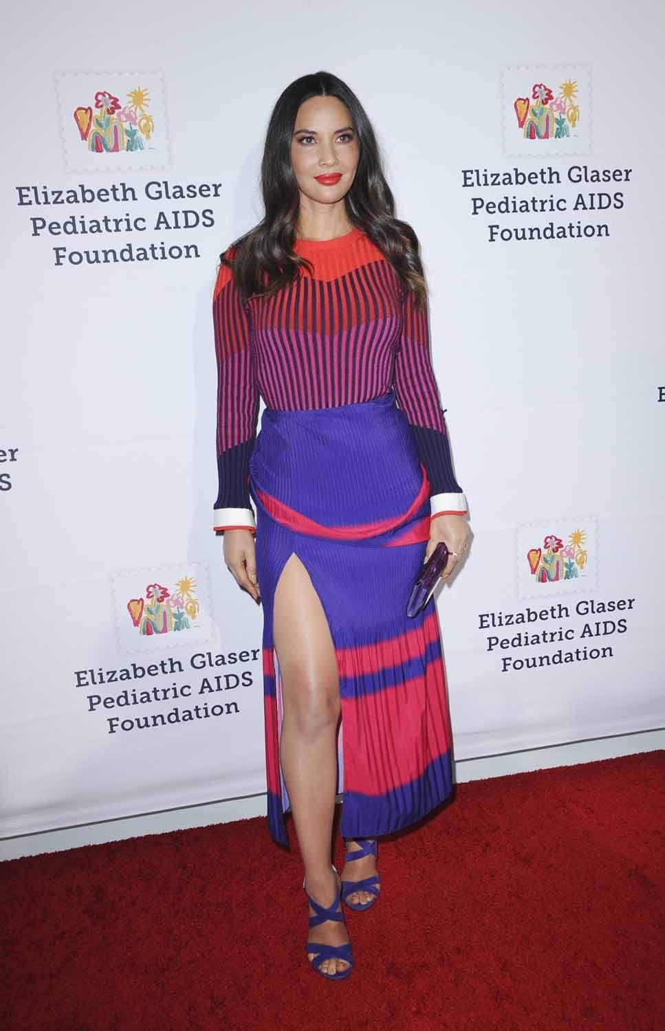 Olivia Munn and Ariel Winter Got Different Invitations For This Party, Right?