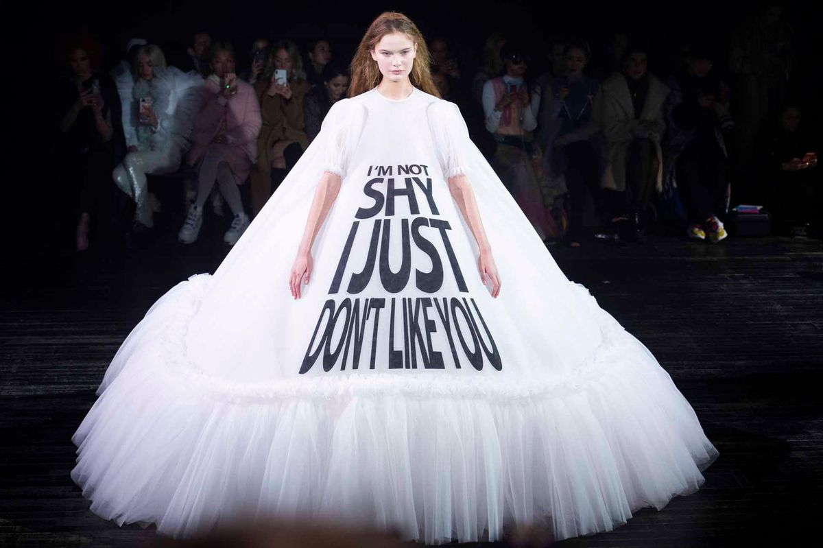 Viktor & Rolf Goes Full Meme On The Runway
