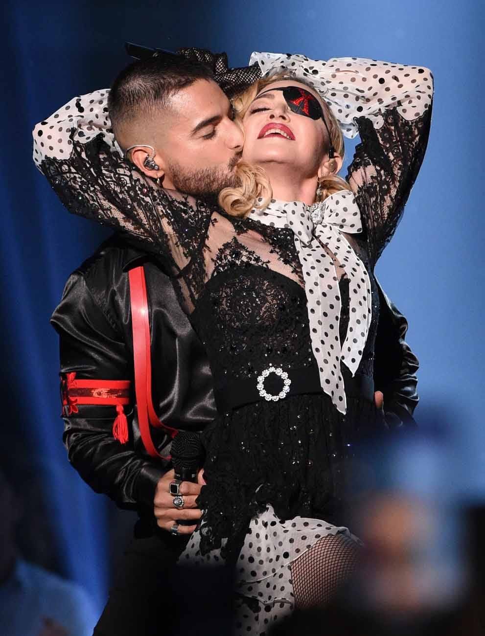 Madonna Performed with Holograms of Herself at the Billboards