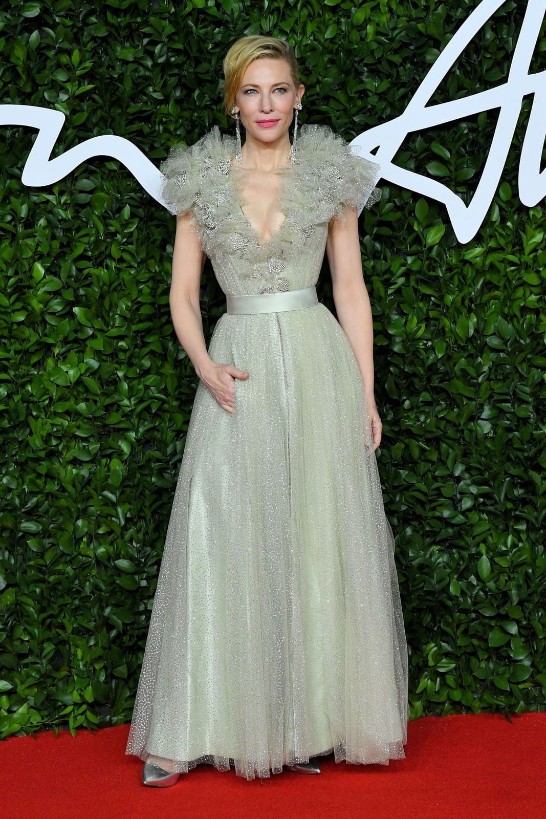 Julia and Cate Honored Giorgio Armani Last Night