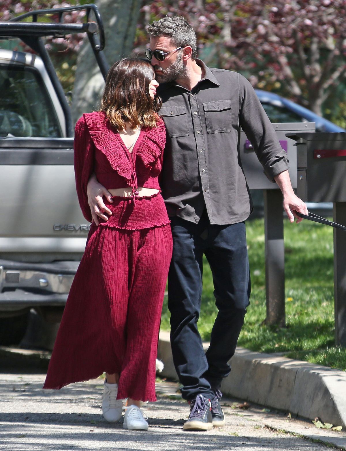 If I Were Jennifer Garner, I'd Be Leaving Ben Affleck Steamed Voice Mails Right Now