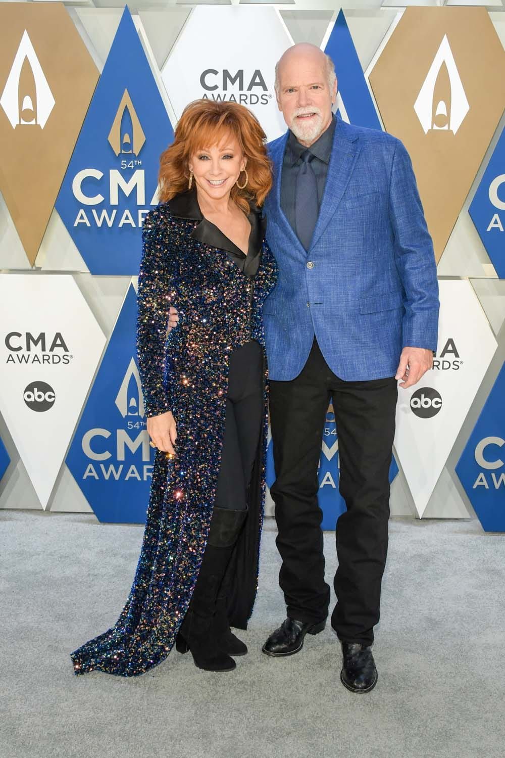 Oooh, Reba Brought Her New Boyfriend to the CMAs