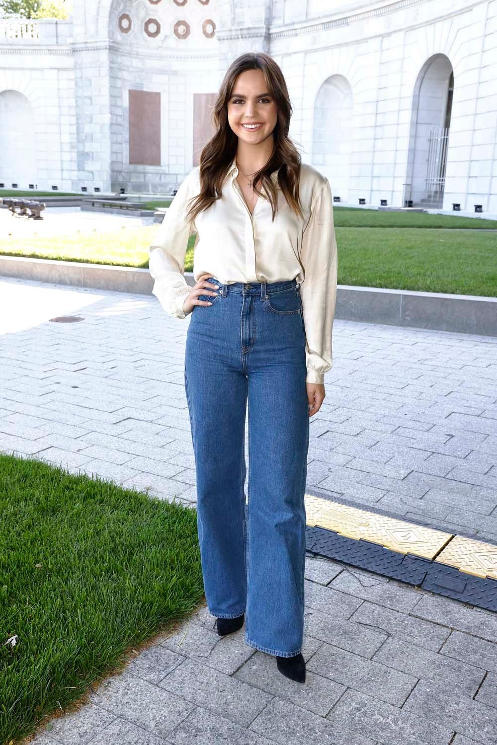 I Am Not Ready For These Jeans, Universe