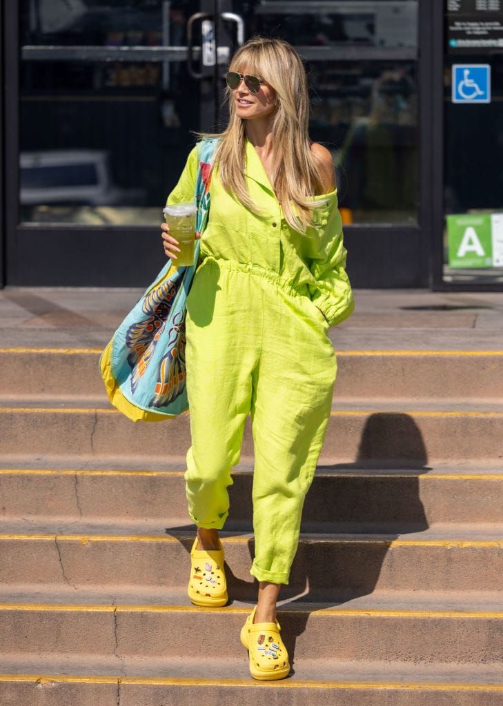 Heidi Klum Looks Sunny in....Crocs?!?!