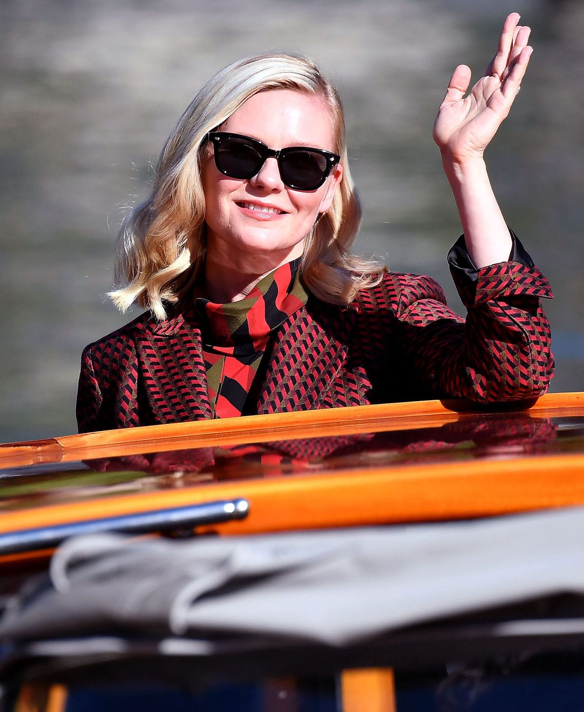 Kirsten Dunst Looks VERY Cute in Venice
