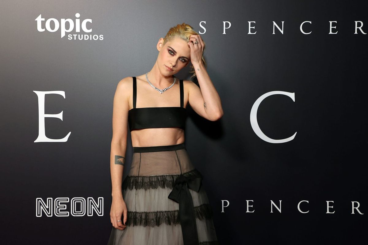 Kristen Stewart Goes Very Torso-Forward for the LA Premiere of Spencer