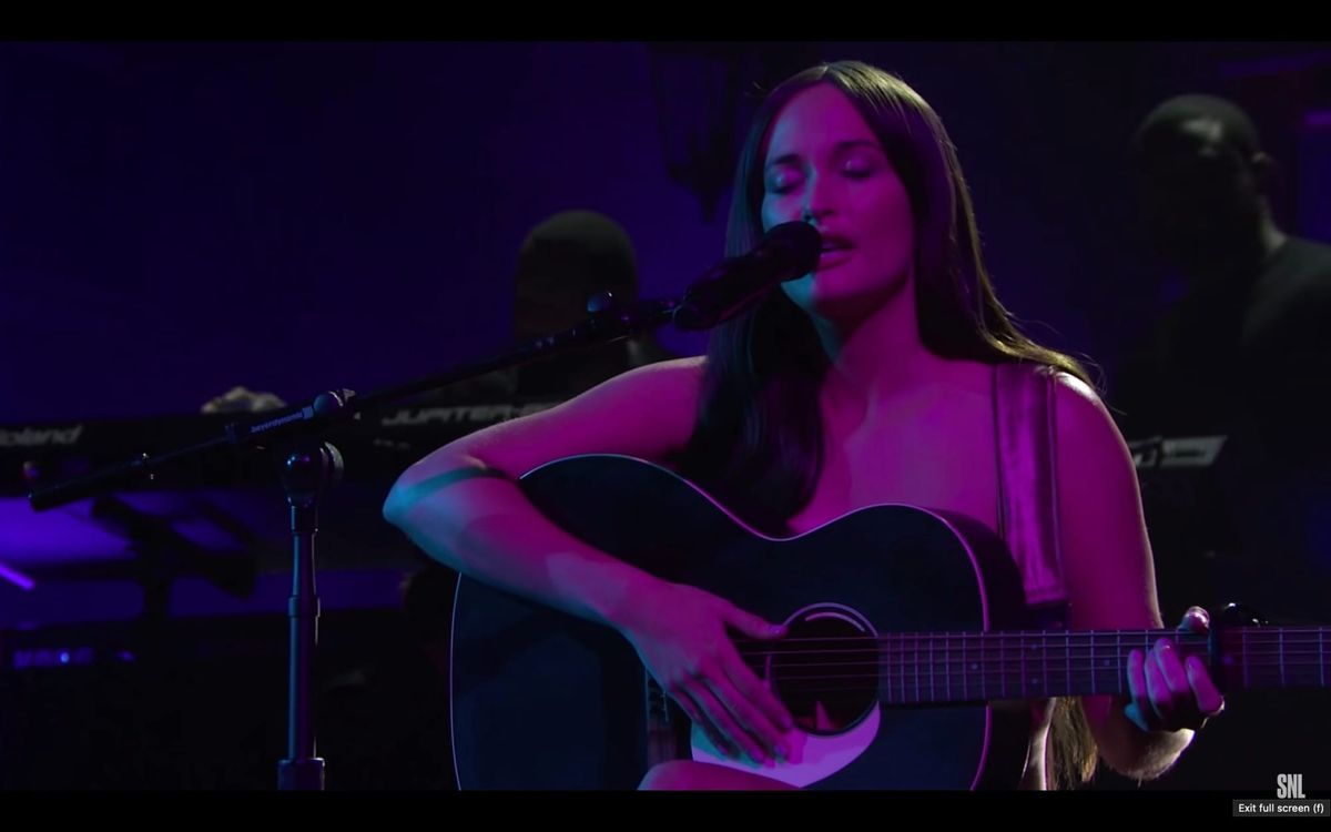 Yes, It Seems Kacey Musgraves Sang in the Buff on SNL