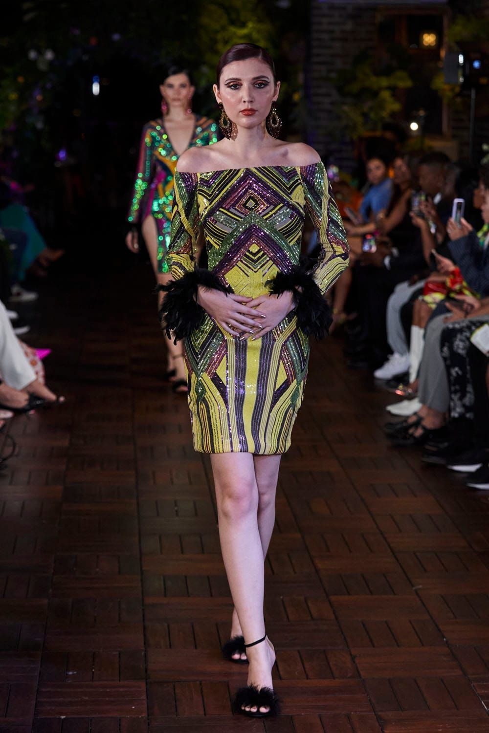 Dur Doux Delivered a Glitzy Party