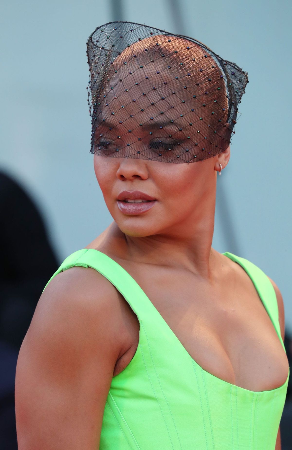 Tessa Thompson's VERY Dramatic Venice Weekend Included a Fingertip Veil