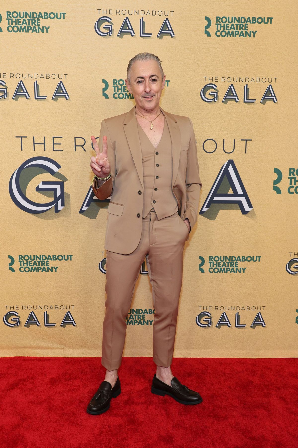 Alan Cumming Went as Bland as Possible at This NYC Theatre Gala