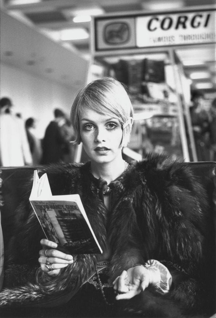 Your Afternoon Chat: What Are You Reading?