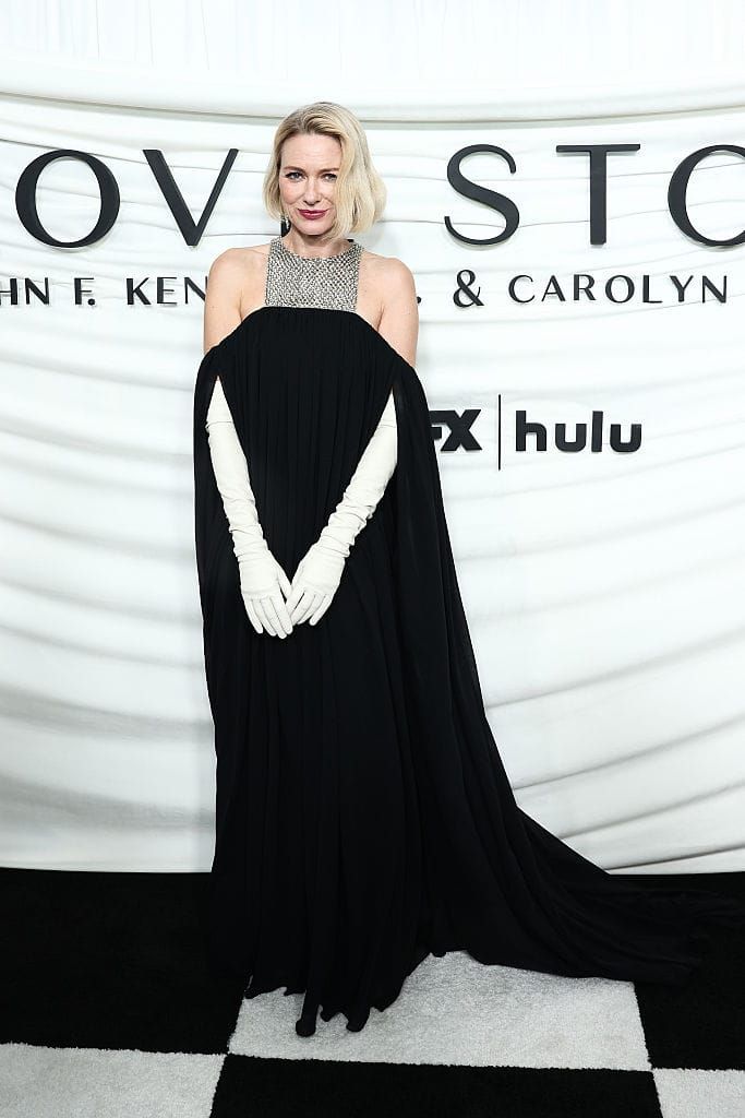 Naomi Watts Wore Something Constricting