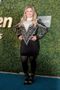 How Did Kelly Clarkson Not Pass Out In This?