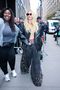 Kesha Steers Into a Sartorial Ditch