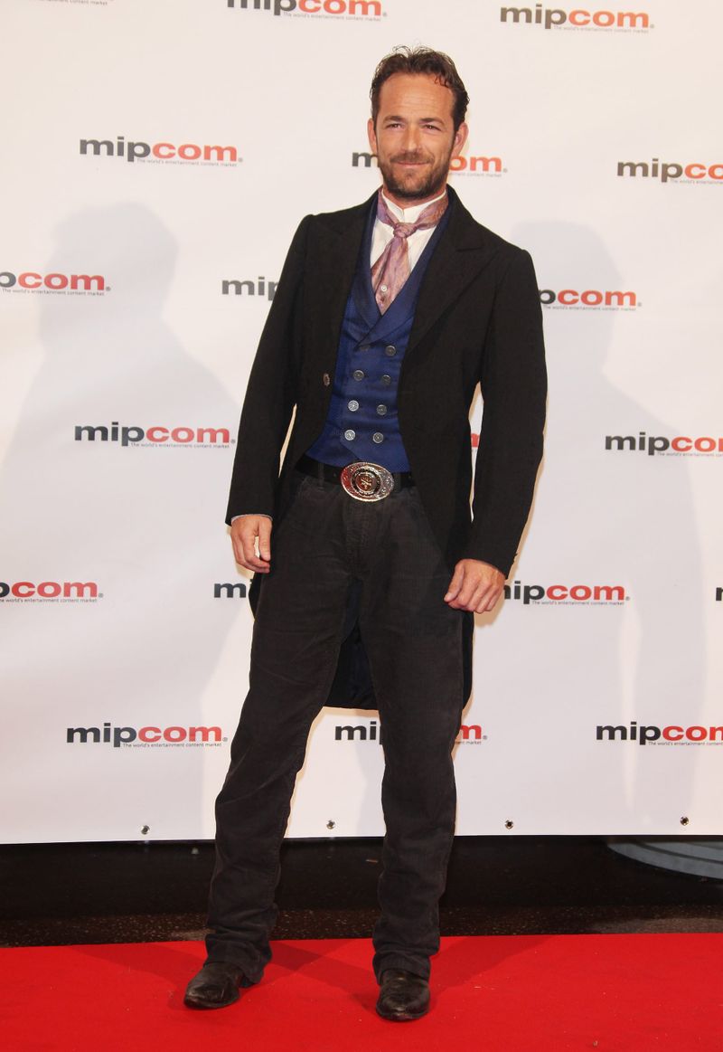 Fug or Fab: Luke Perry