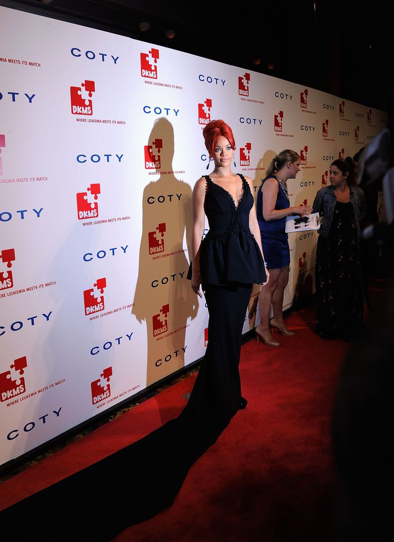 Reb'l Fug/Met Ball Fug Carpet: Rihanna
