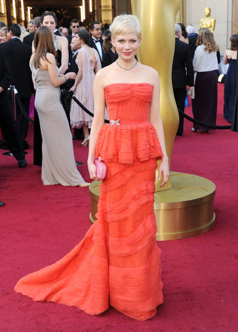 Oscars Fug or Fab Carpet, Plus Independent Spirit WTF Carpet: Michelle Williams PLUS Well Played Busy Philipps (phew)