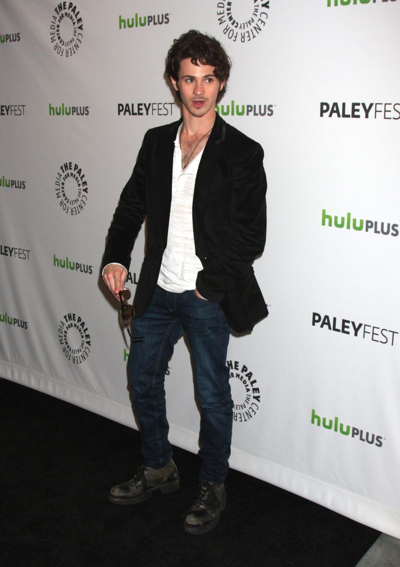 Lonelyboy-Played: Connor Paolo