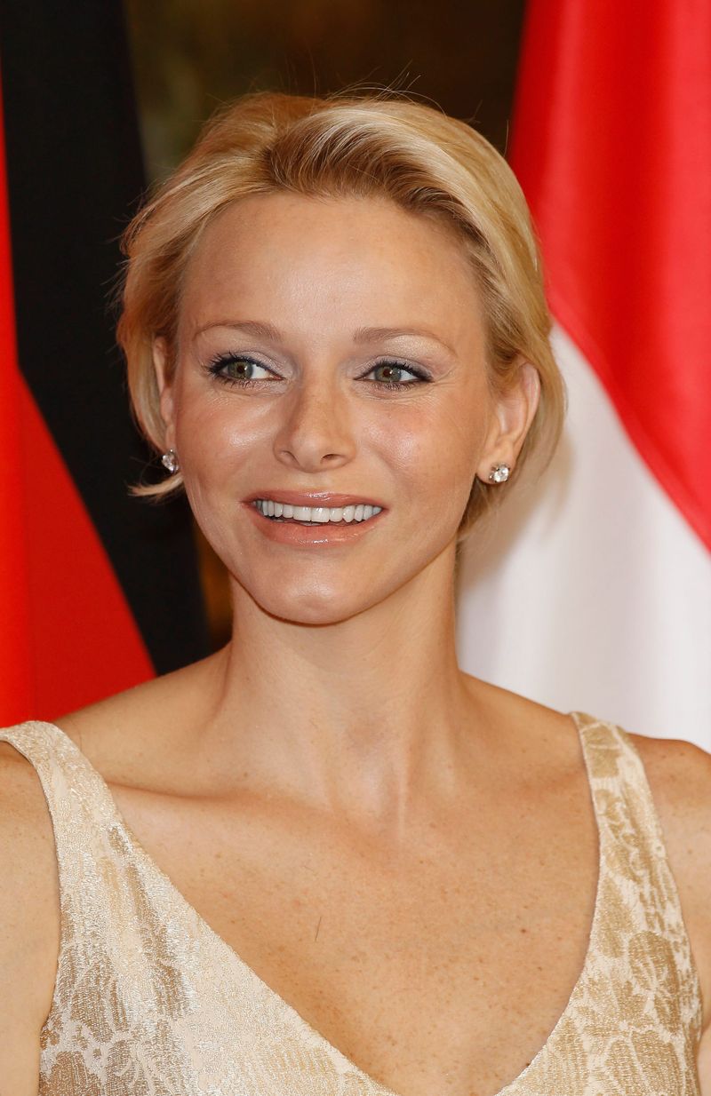 Neutrally Played, Princess Charlene