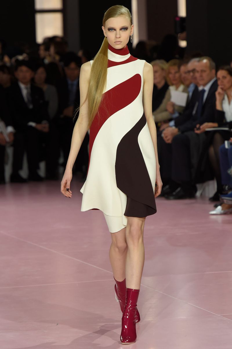 Christian Dior Fall 2015 Runway