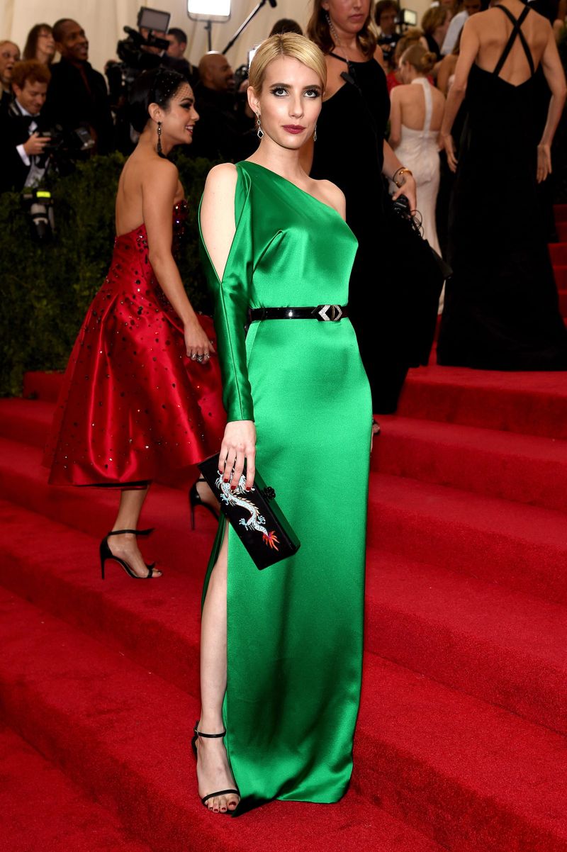 Emma Roberts met gala met ball