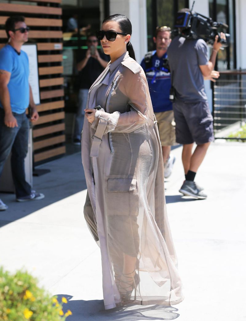 kim kardashian pregnant