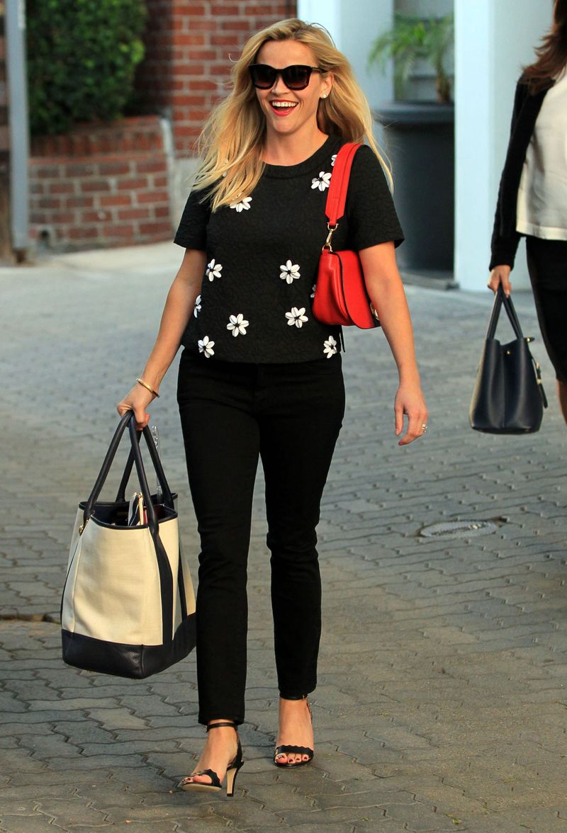 reese-witherspoon-street-style
