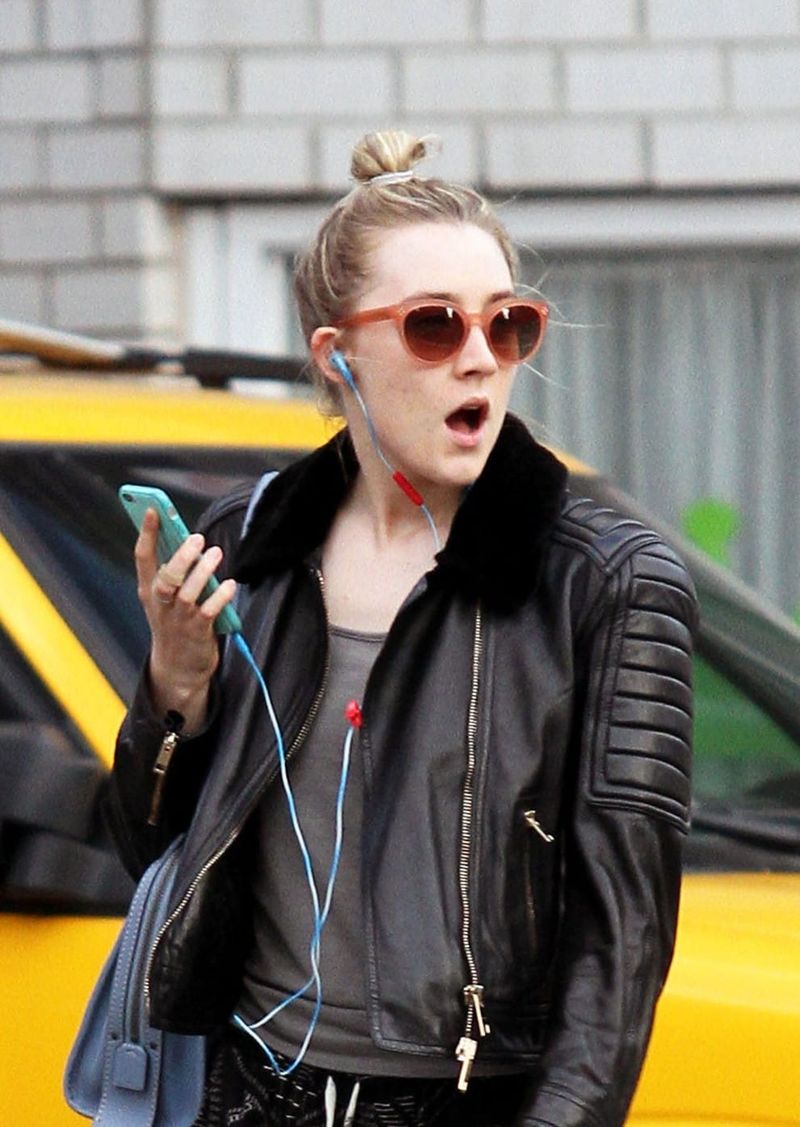Scrolldown Fug: Saoirse Ronan