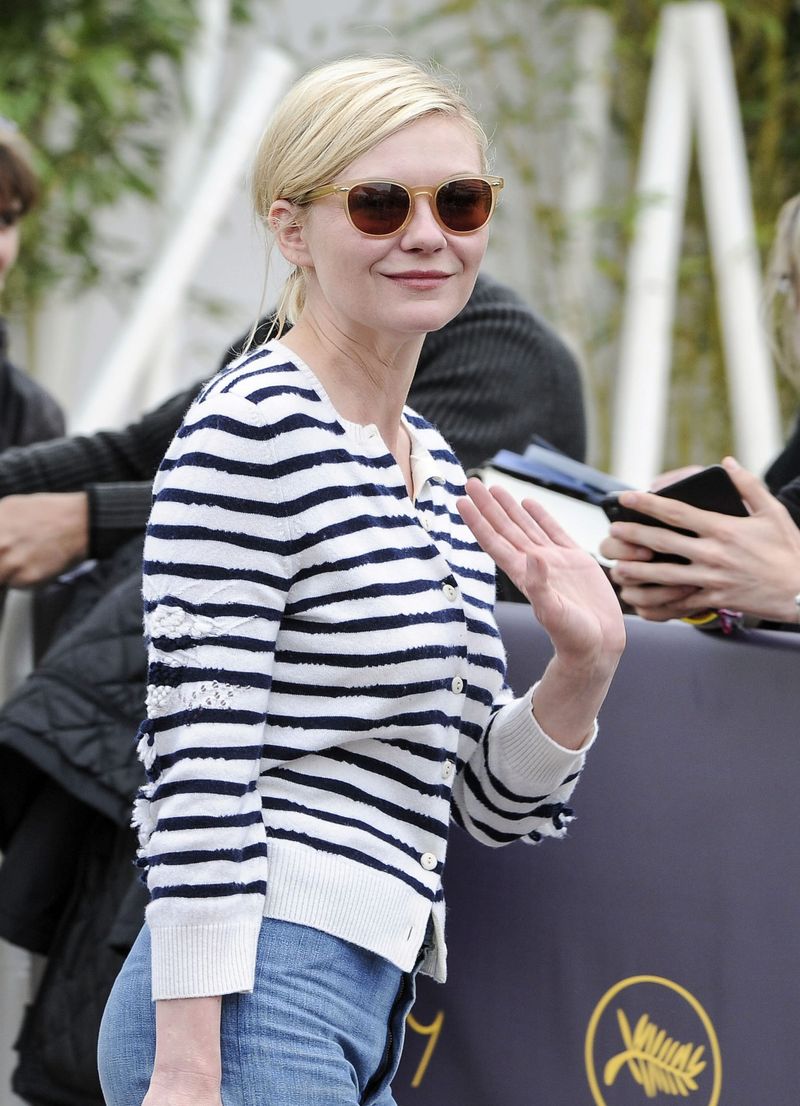 Fugs and Fabs: Celebs at the Airport