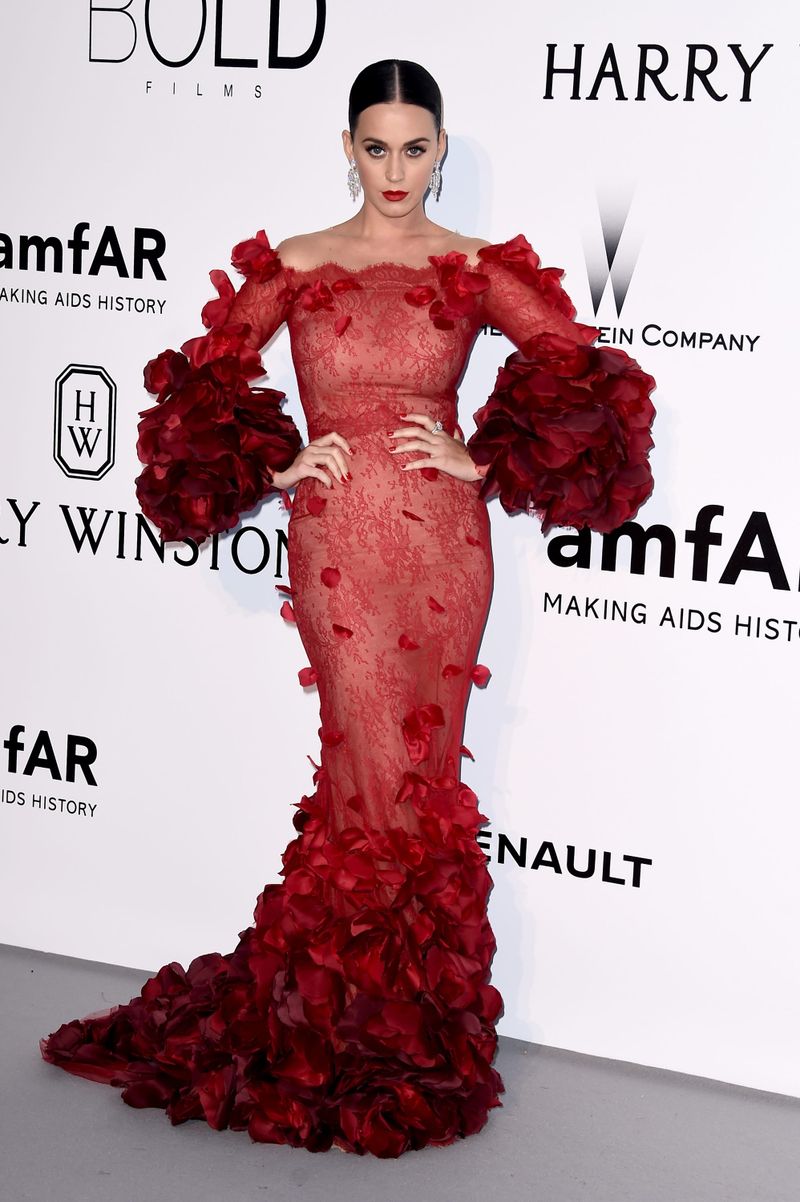 Cannes Kookily Played: Katy Perry in Marchesa at the amfAR Gala
