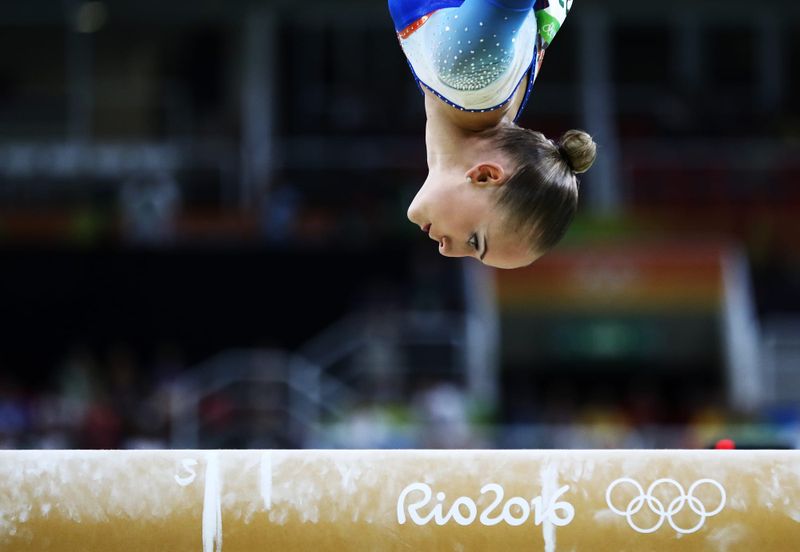 Spoiler-Free Fabs: The Women's Gymnastics Qualifying Round