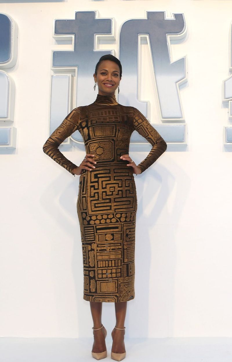 Well Upgraded: Zoe Saldana in Burberry