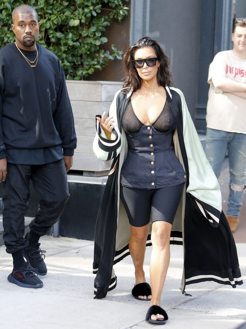 What the Fug: Kim Kardashian In Some Wretched Piece of Sludge or Other