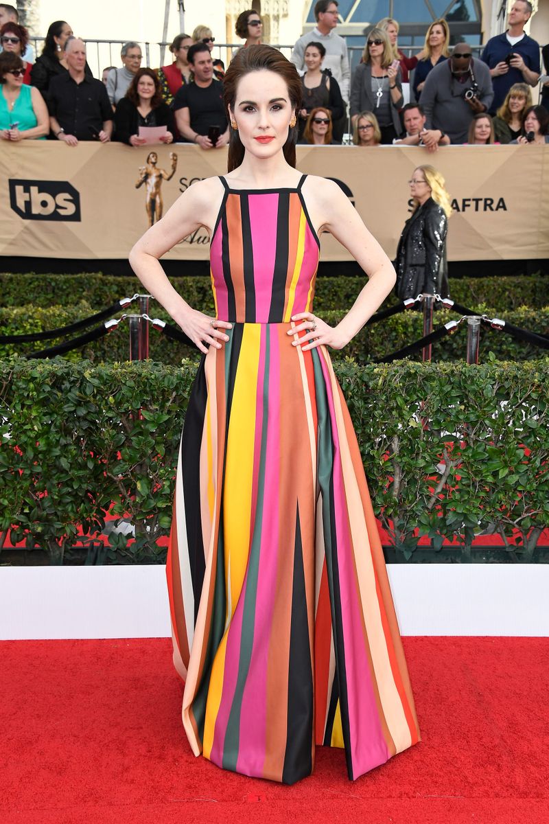 SAG Awards: Michelle Dockery Affirms That Elie Saab Should Do Way More Stripes