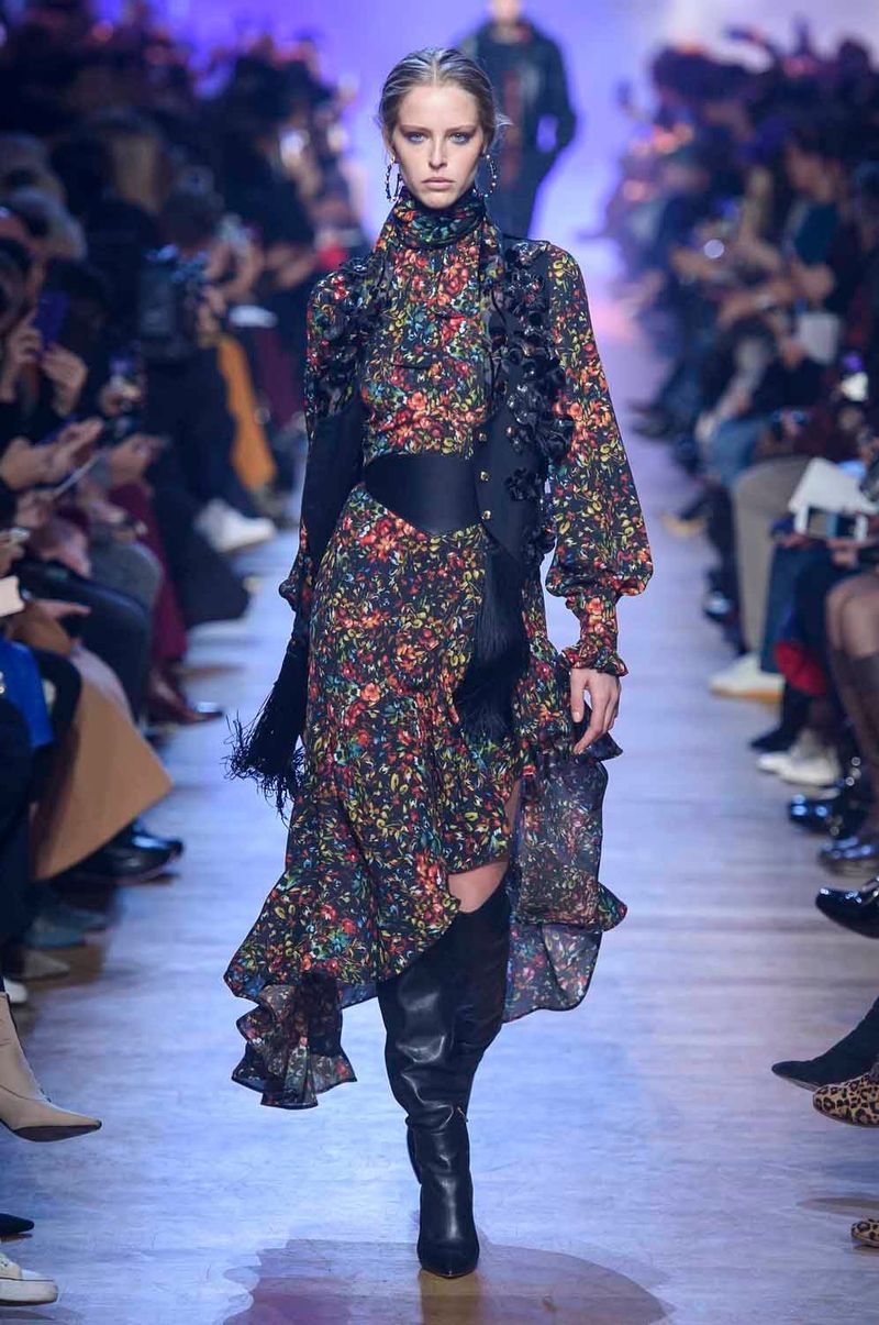 Unlike Valentino, Elie Saab Is All ABOUT Waistbands Right Now