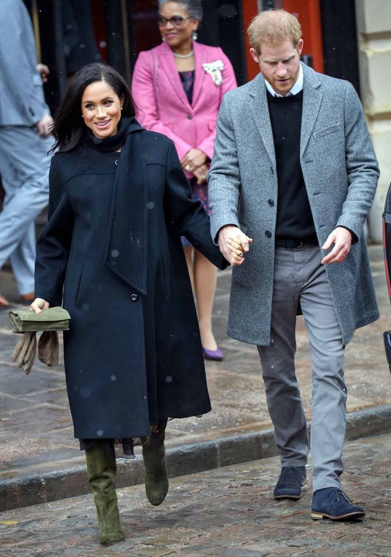 Meghan and Harry See Snow!