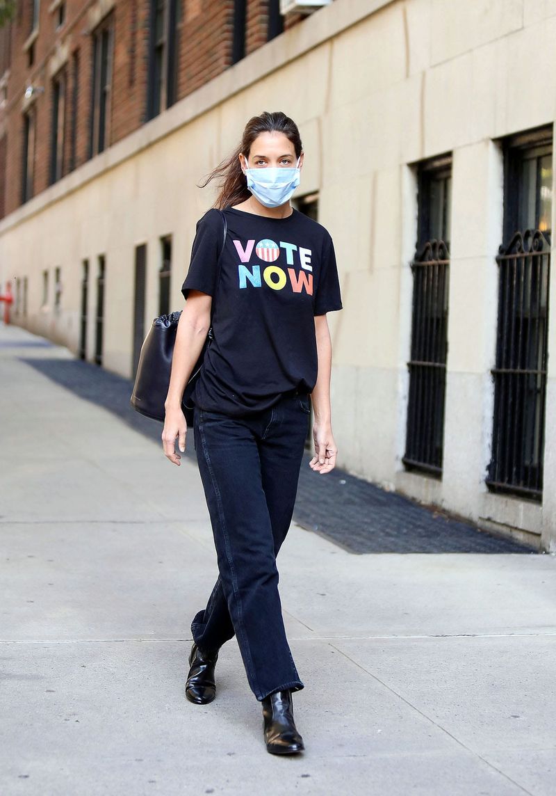 Let's Check In, Once Again, on What Katie Holmes Is Wearing to Walk Around NYC