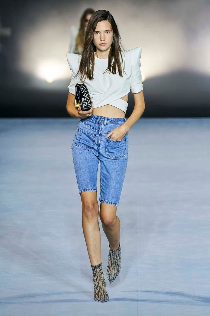 Holy Balls, Balmain's Show Was Long and Full of Atomic Shoulders
