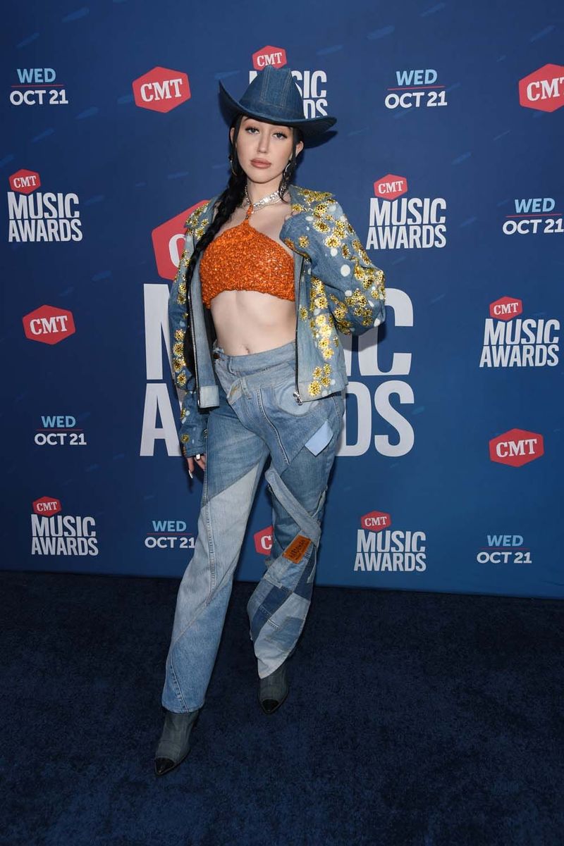 I'm Too Bored To Clutch My Pearls At This Noah Cyrus Outfit