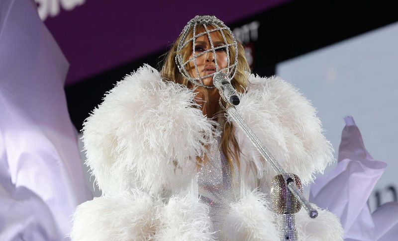 J.Lo is a Many-Splendored Thing