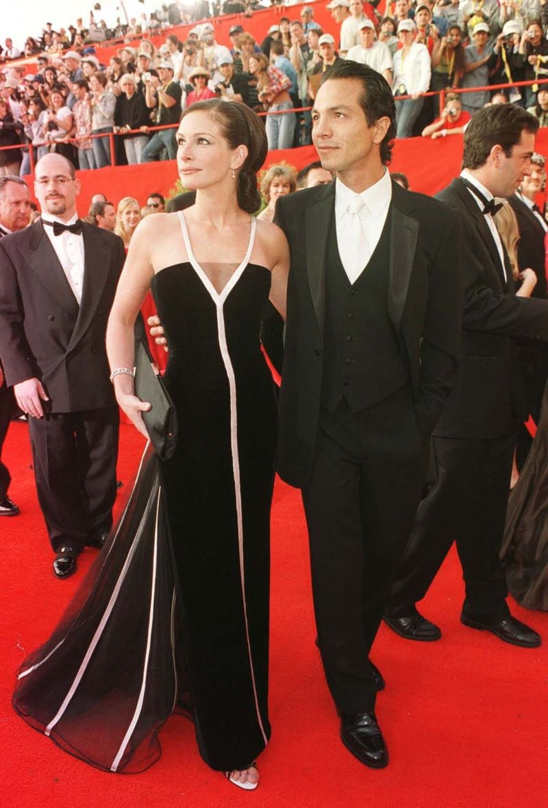 Classic Oscars Gowns: Julia's Vintage Valentino Turns 20